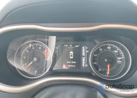 2017 Jeep Cherokee Latitude 4X4 from USA, damaged, VIN 1C4PJMCS2HW583857